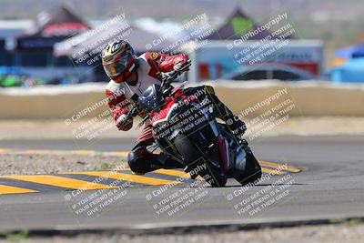 media/Oct-09-2022-SoCal Trackdays (Sun) [[95640aeeb6]]/Turn 2 (1110am)/